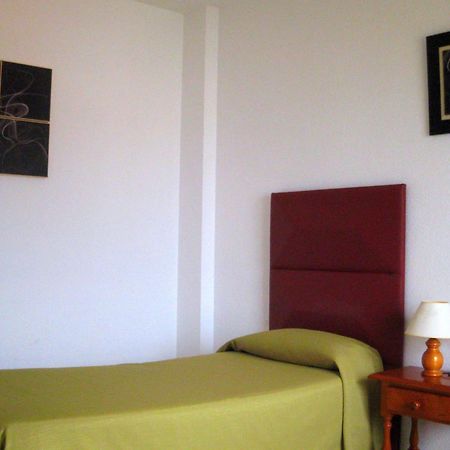 Hostal Esperanza Benajarafe Buitenkant foto