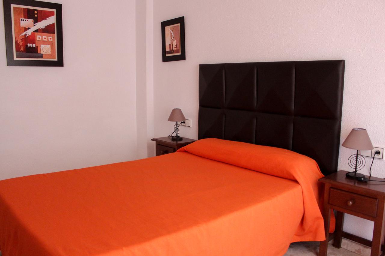 Hostal Esperanza Benajarafe Buitenkant foto