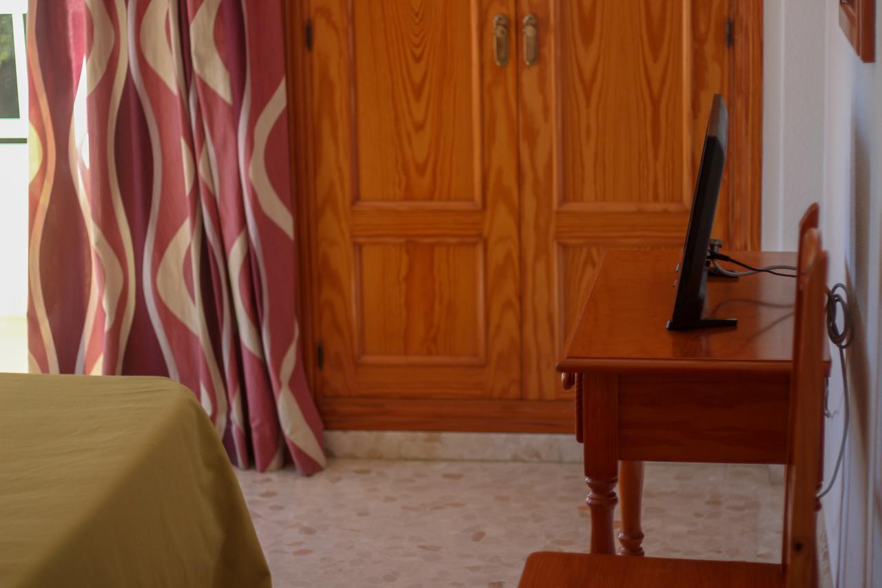 Hostal Esperanza Benajarafe Buitenkant foto