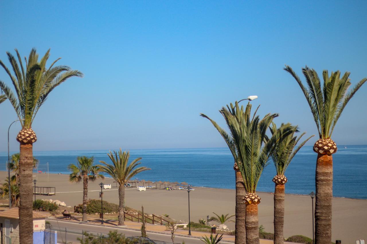 Hostal Esperanza Benajarafe Buitenkant foto