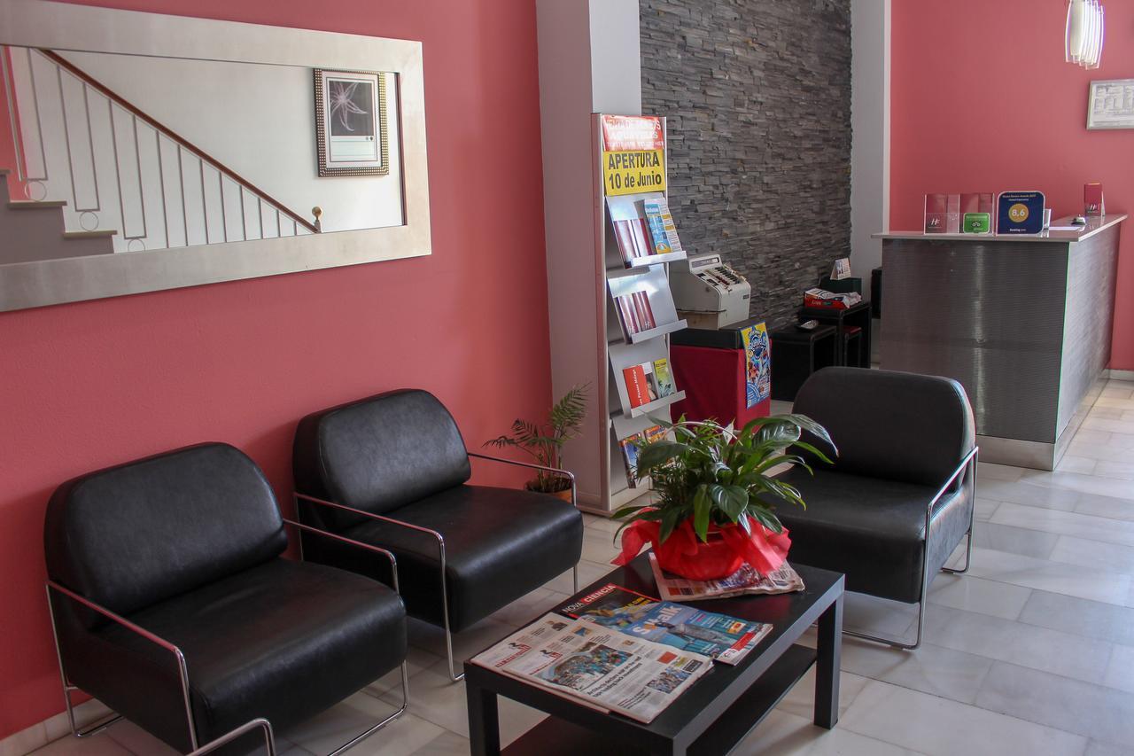 Hostal Esperanza Benajarafe Buitenkant foto