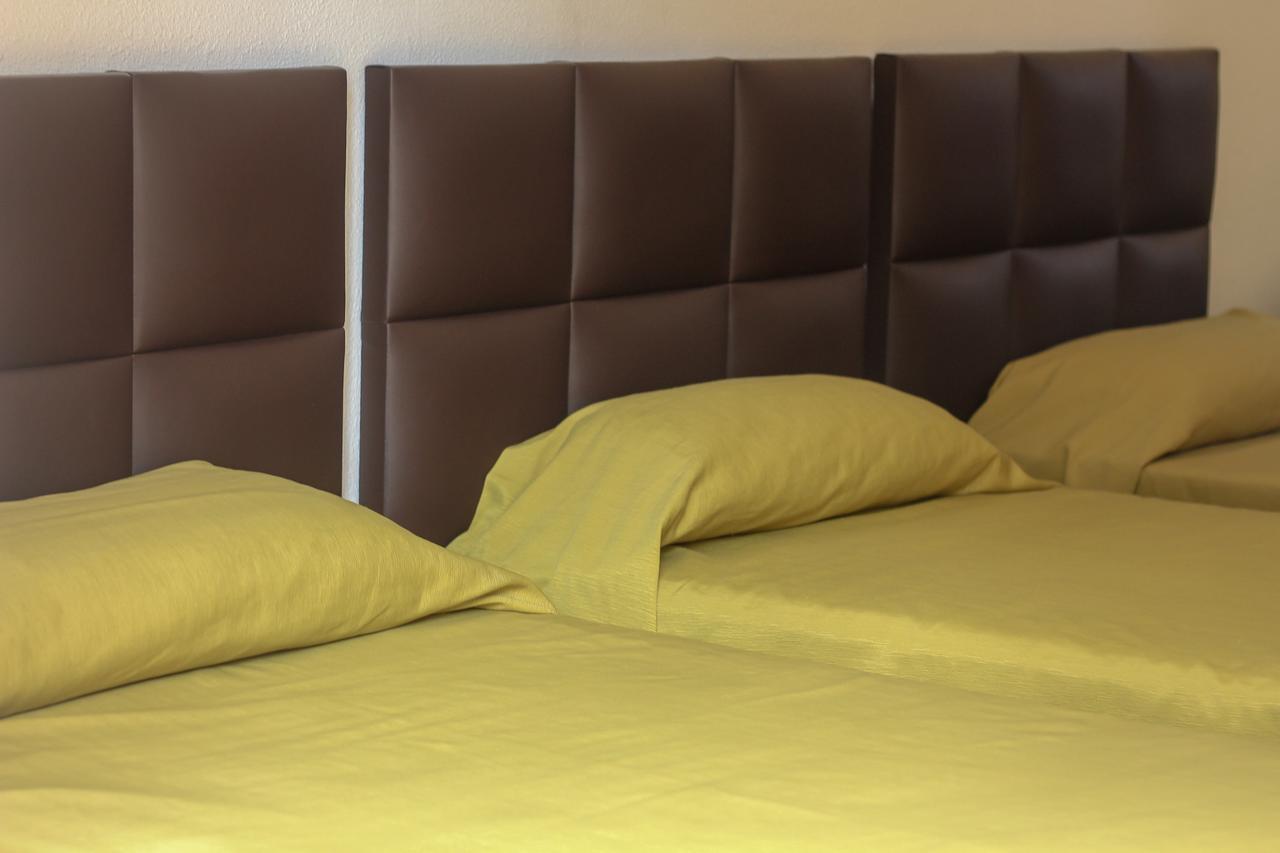 Hostal Esperanza Benajarafe Buitenkant foto