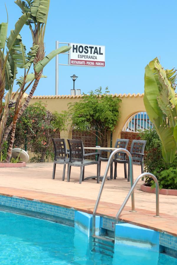 Hostal Esperanza Benajarafe Buitenkant foto